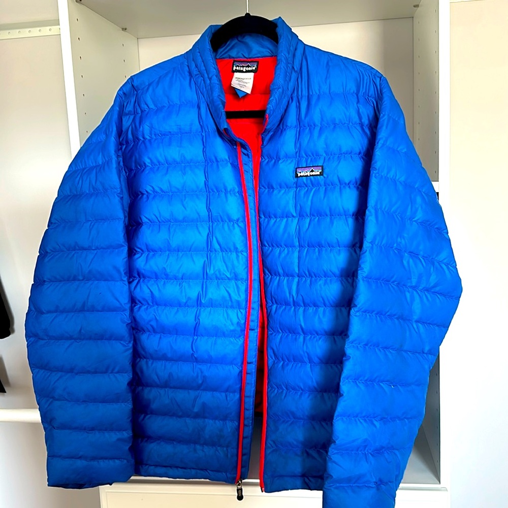Patagonia Men’s Blue Down Sweater Jacket Size L